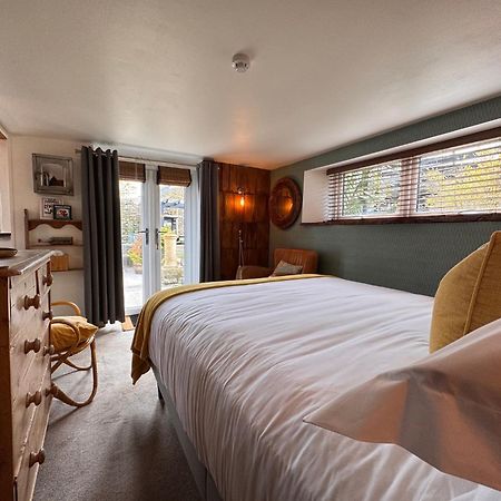 ソルカム Brightham House - Exclusively For Adults Bed & Breakfast エクステリア 写真