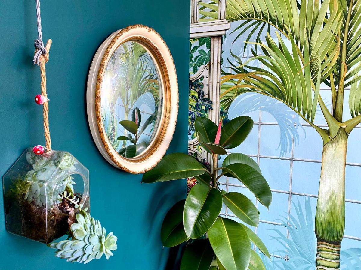 ソルカム Brightham House - Exclusively For Adults Bed & Breakfast エクステリア 写真