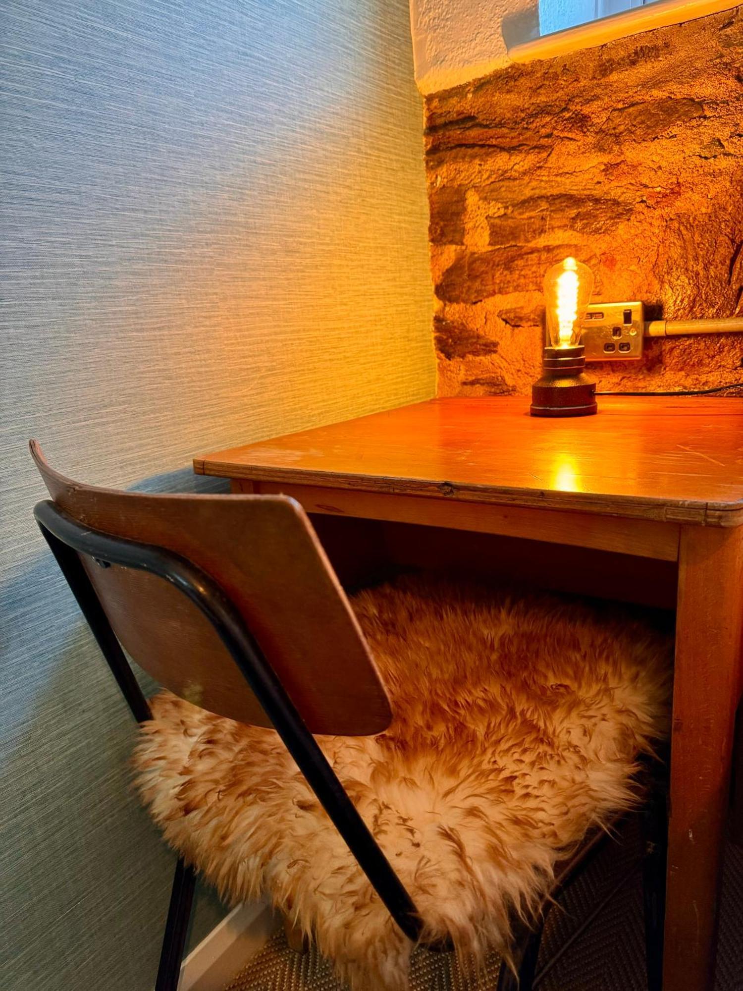 ソルカム Brightham House - Exclusively For Adults Bed & Breakfast エクステリア 写真