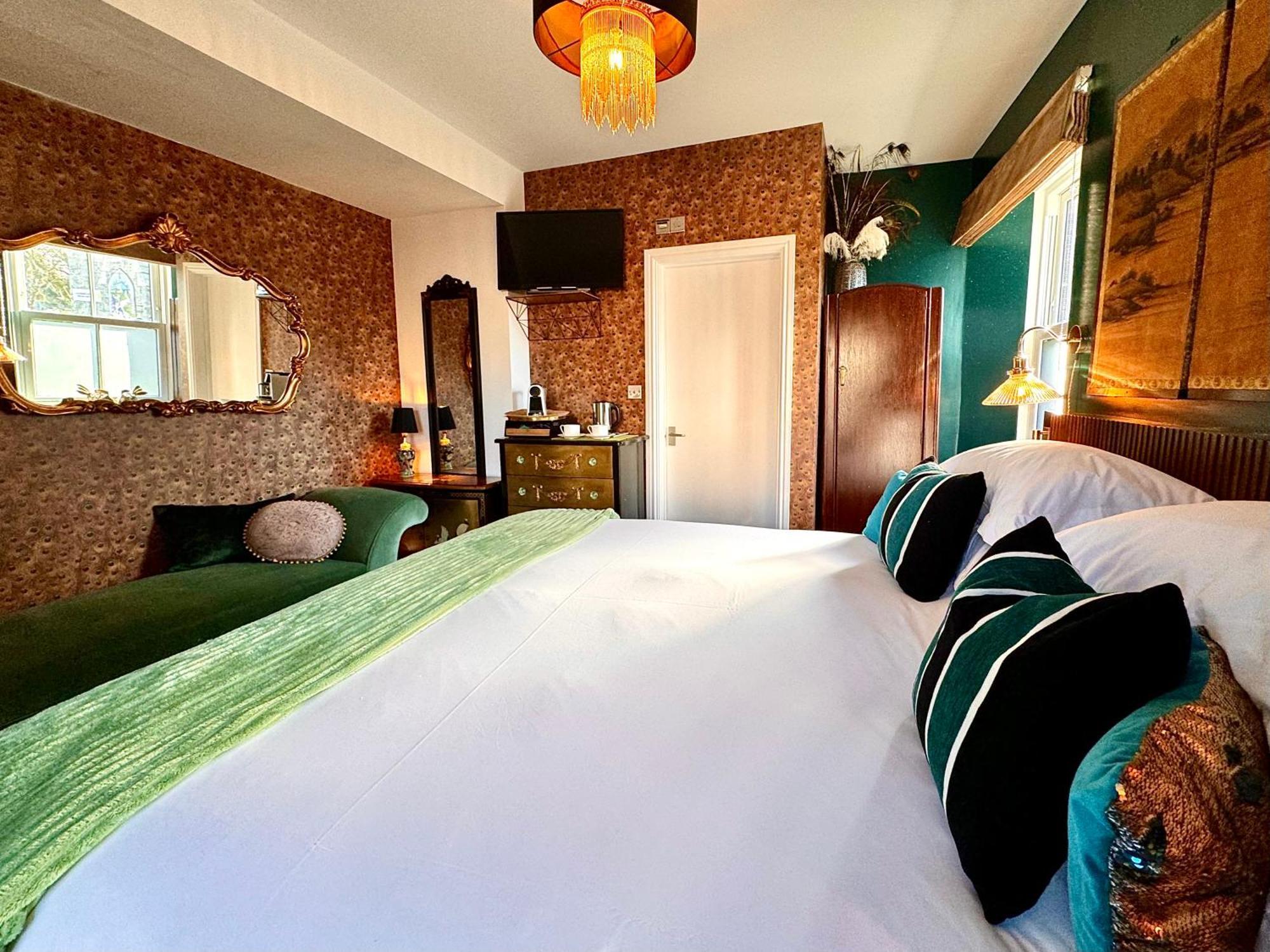ソルカム Brightham House - Exclusively For Adults Bed & Breakfast エクステリア 写真