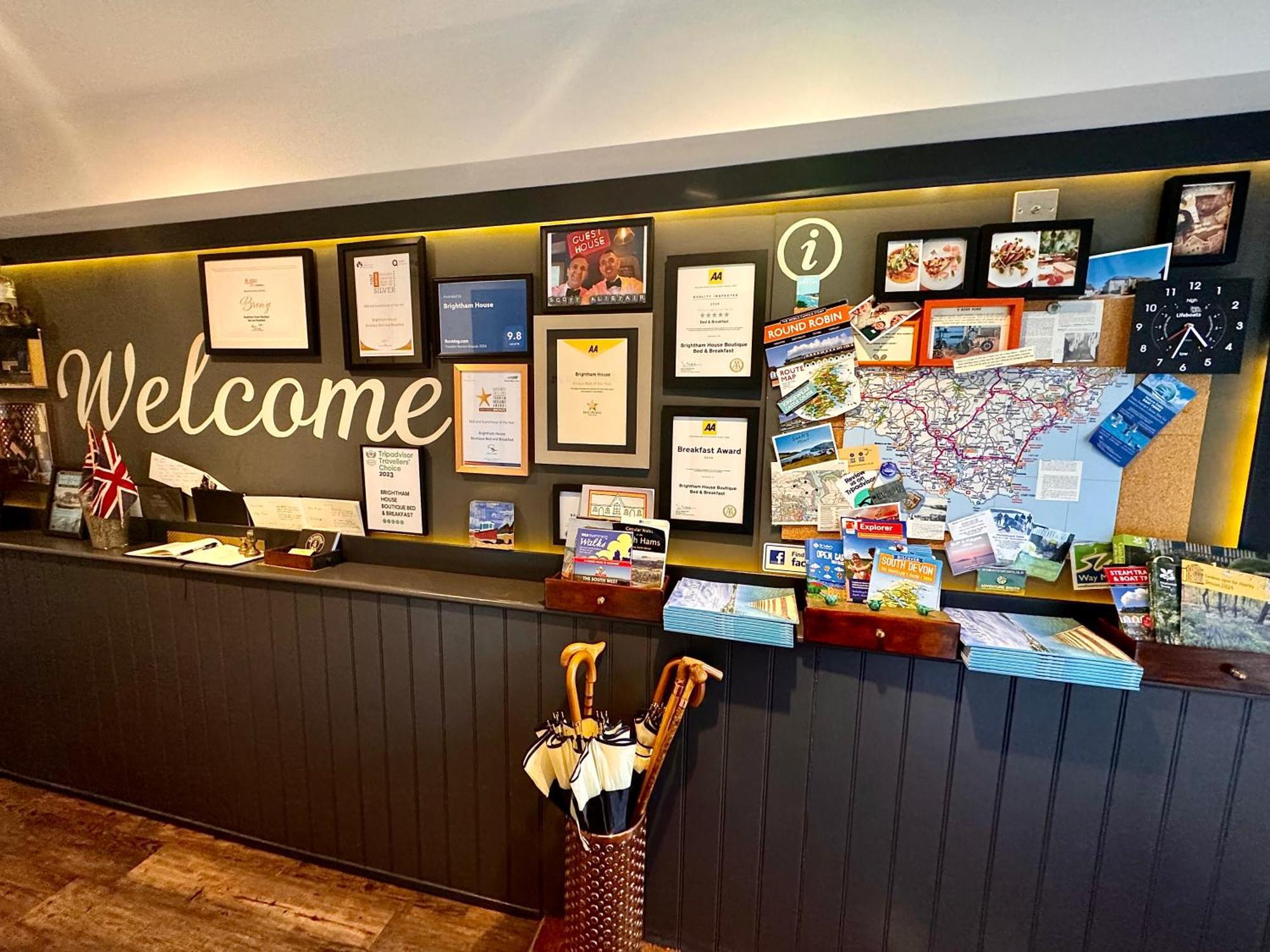 ソルカム Brightham House - Exclusively For Adults Bed & Breakfast エクステリア 写真